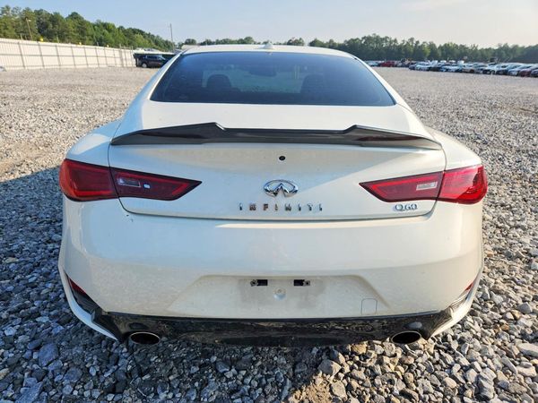 2017 INFINITI Q60