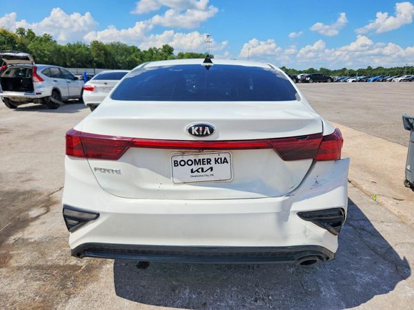 2021 KIA FORTE