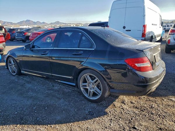 2012 MERCEDES-BENZ C