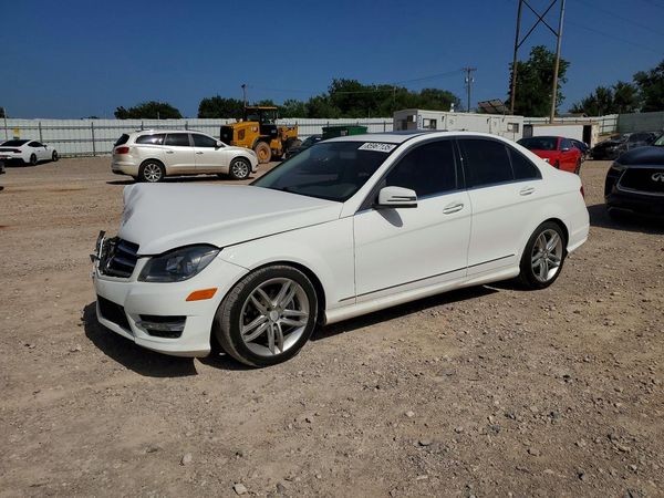 2014 MERCEDES-BENZ C