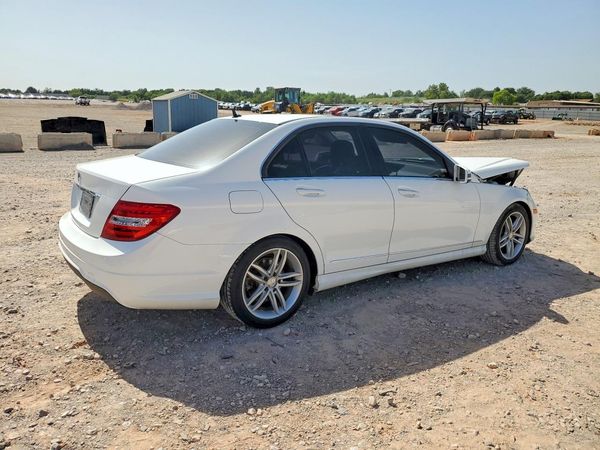 2014 MERCEDES-BENZ C C250