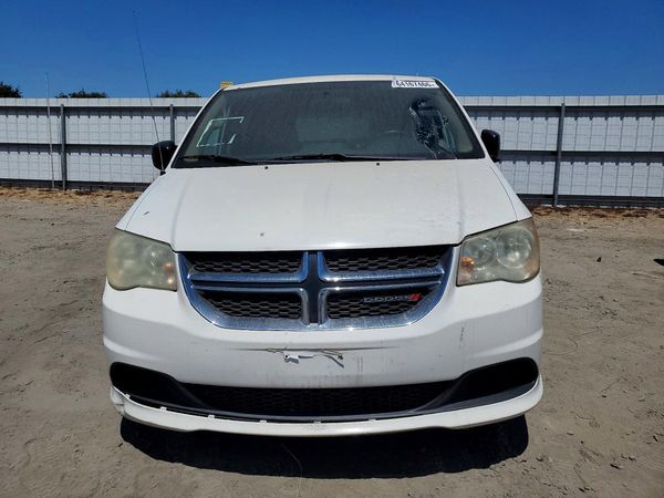 2013 DODGE GRAND CARAVAN SE