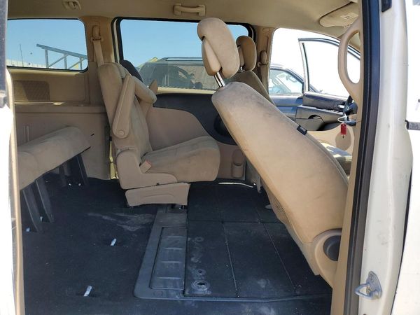 2013 DODGE GRAND CARAVAN SE
