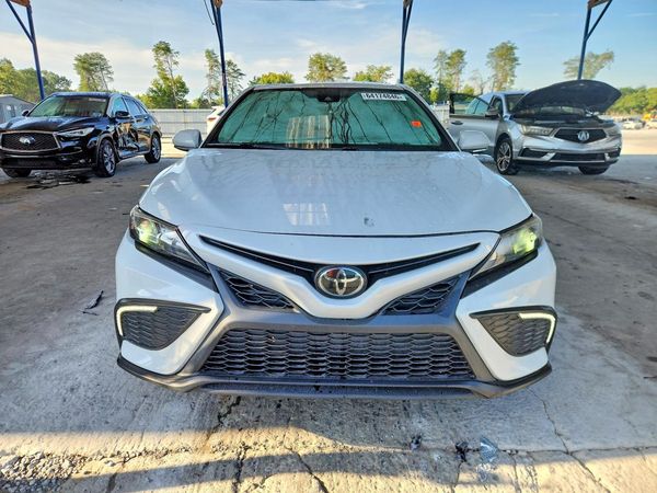 2023 TOYOTA CAMRY
