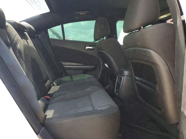2015 DODGE CHARGER SXT
