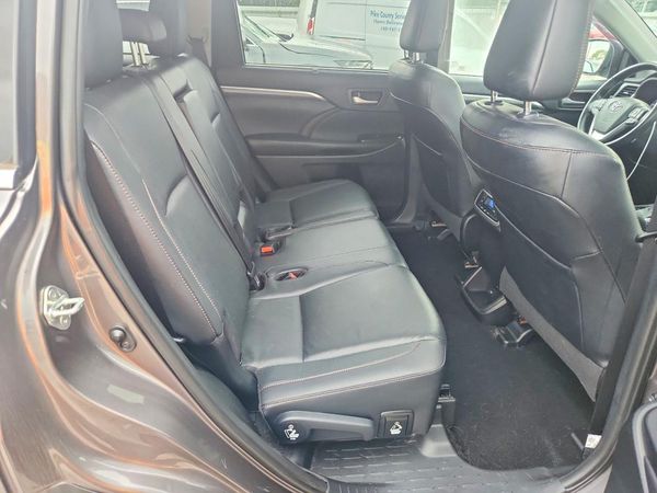 2019 TOYOTA HIGHLANDER Ltd/Ltd Platinum