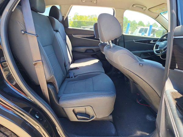 2020 KIA SORENTO L, LX, S