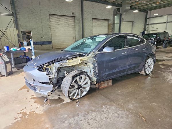2018 TESLA MODEL 3 — DSFA — Front 3/4