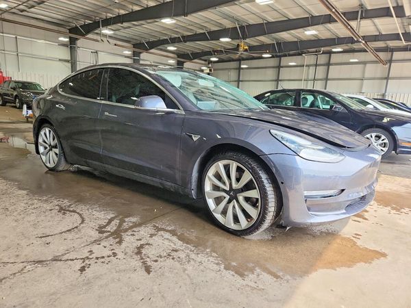2018 TESLA MODEL 3 — Passenger 3/4