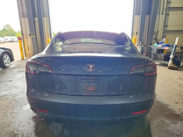 2018 TESLA MODEL 3 — DIRR