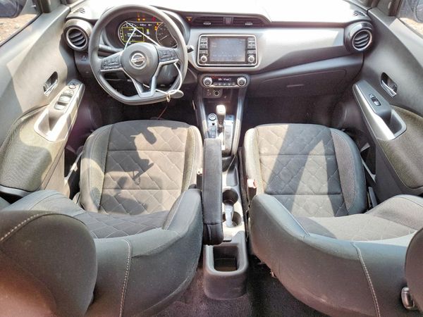 2019 NISSAN KICKS