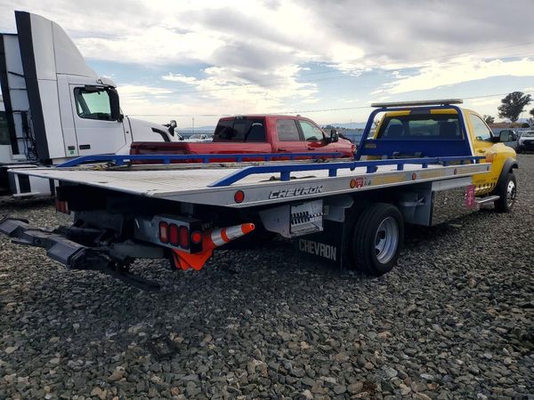 2019 RAM 5500 REG CAB CHASSIS