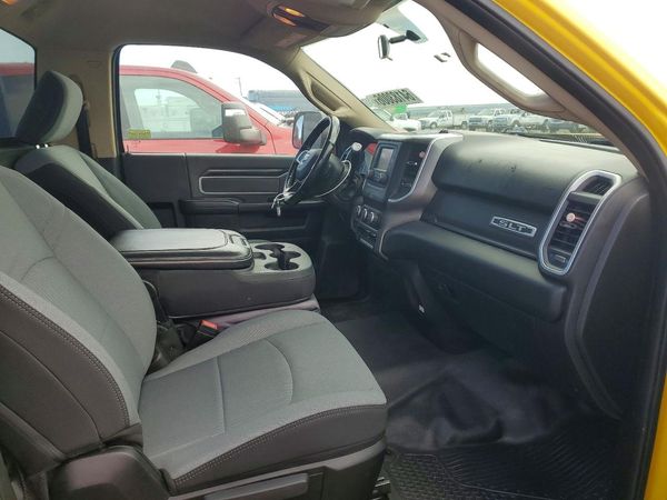 2019 RAM 5500 REG CAB CHASSIS