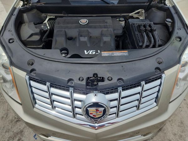 2016 CADILLAC SRX Luxury