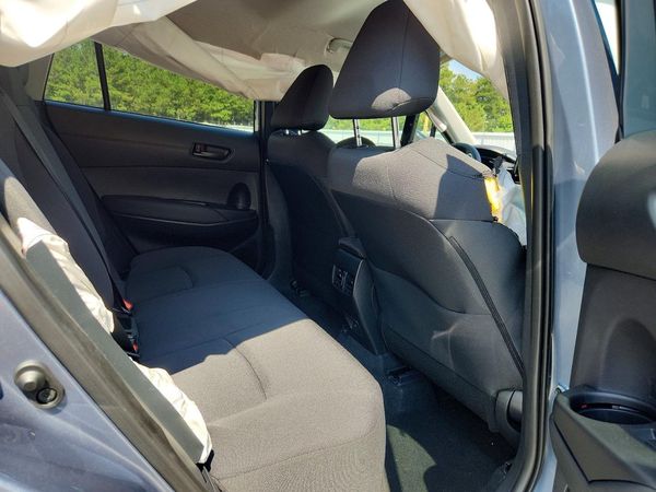 2025 TOYOTA COROLLA CROSS LE