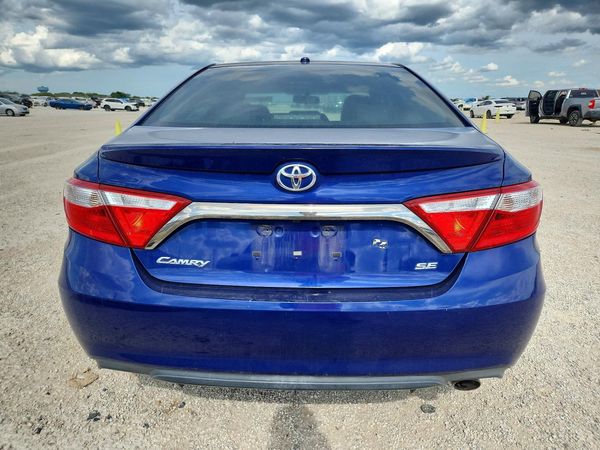 2015 TOYOTA CAMRY