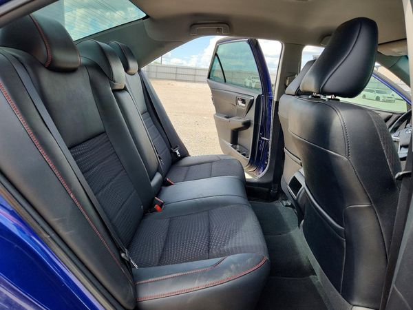 2015 TOYOTA CAMRY
