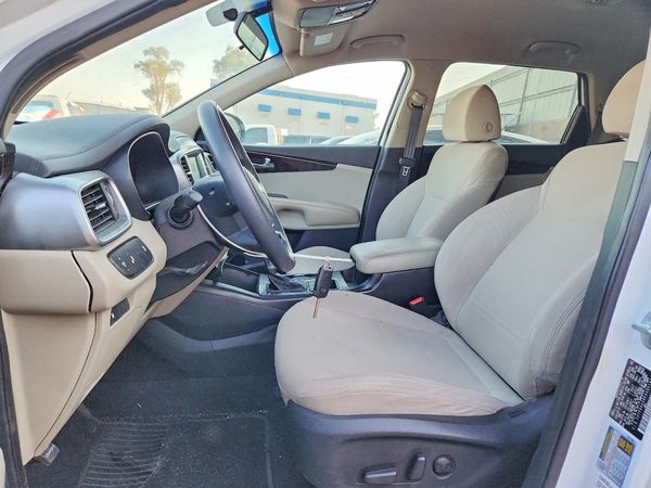 2019 KIA SORENTO L, LX, S