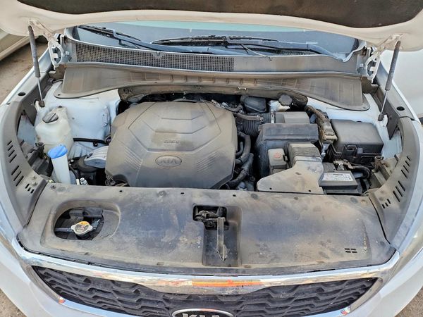 2019 KIA SORENTO L, LX, S