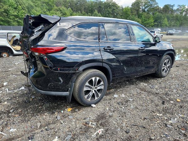 2021 TOYOTA HIGHLANDER