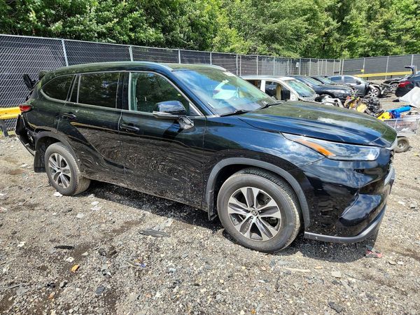 2021 TOYOTA HIGHLANDER