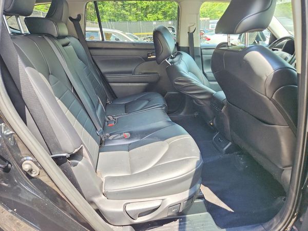 2021 TOYOTA HIGHLANDER