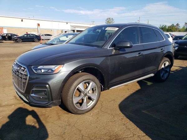 2023 AUDI Q5 quattro Premium