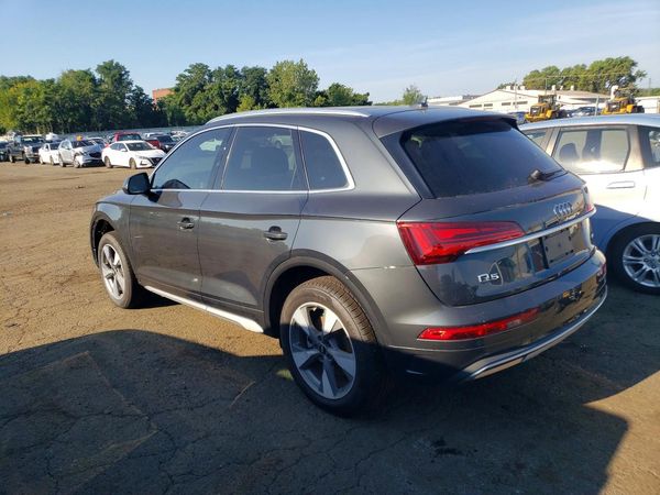 2023 AUDI Q5 quattro Premium