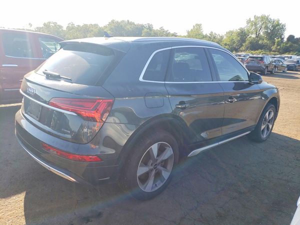 2023 AUDI Q5 quattro Premium