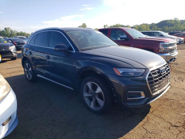 2023 AUDI Q5 quattro Premium