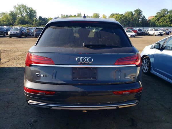 2023 AUDI Q5 quattro Premium