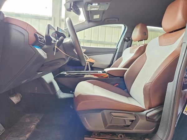 2023 VOLKSWAGEN ID.4 Standard