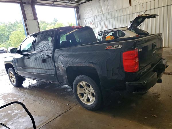 2017 CHEVROLET SILVERADO LT