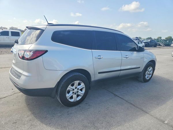 2016 CHEVROLET TRAVERSE LS
