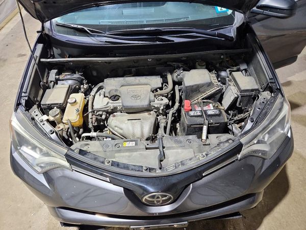 2018 TOYOTA RAV4 LE