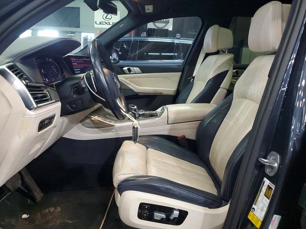 2019 BMW X7 xDrive50i