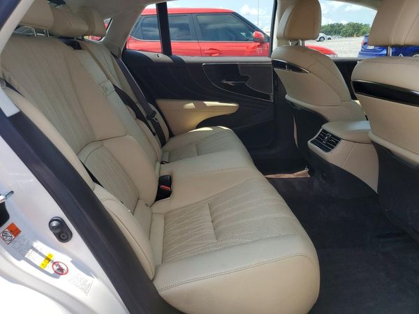 2018 LEXUS LS 500