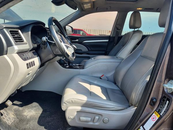 2019 TOYOTA HIGHLANDER SE/XLE