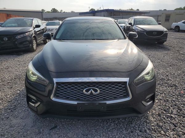 2022 INFINITI Q50 LUXE