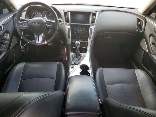 2022 INFINITI Q50 LUXE
