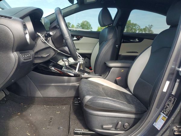 2019 KIA FORTE EX