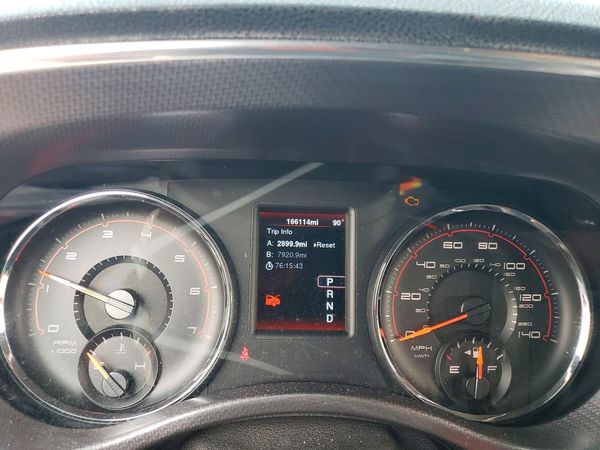 2014 DODGE CHARGER SE