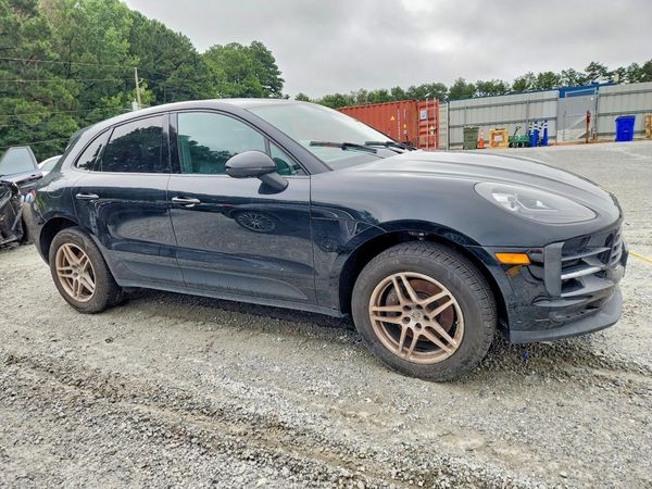 2020 PORSCHE MACAN — Passenger 3/4