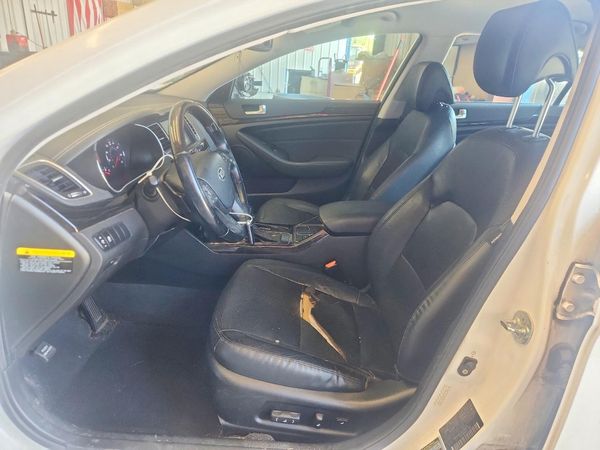 2014 KIA CADENZA EX