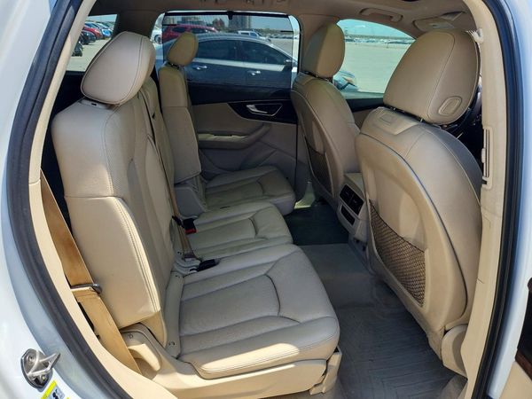 2018 AUDI Q7 quattro Premium Plus