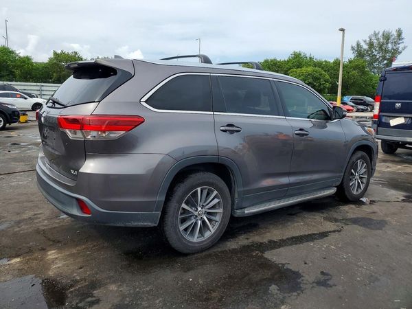 2019 TOYOTA HIGHLANDER SE/XLE