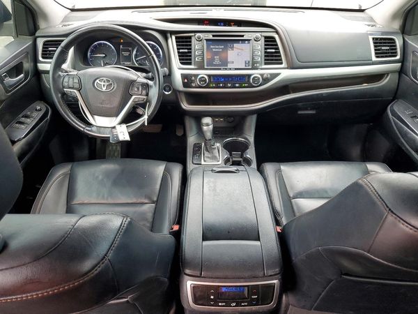 2019 TOYOTA HIGHLANDER SE/XLE