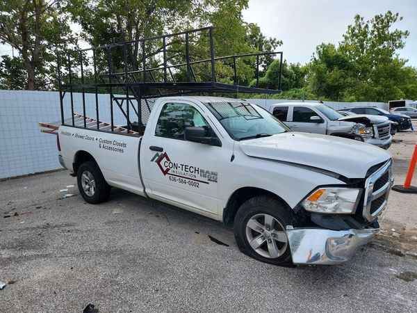 2019 RAM 1500 CLASSIC Classic DS