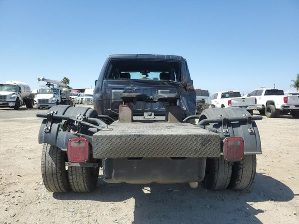 2023 RAM 3500 CREW CAB CHASSIS