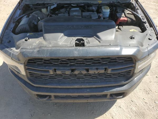 2023 RAM 3500 CREW CAB CHASSIS